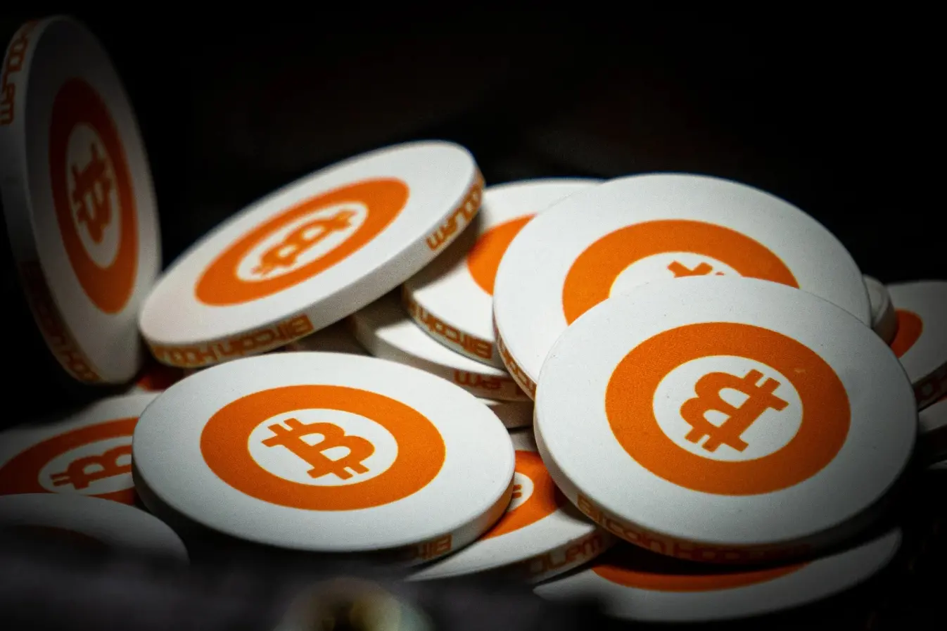 至暗时刻孕育新生：比特币2026年曙光已现？提供者FX168