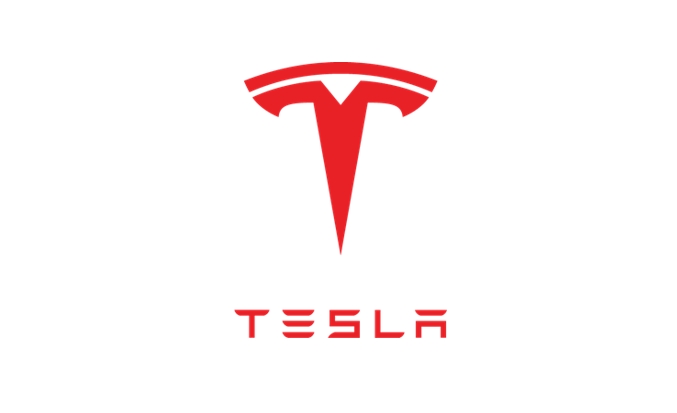 特斯拉Roadster量产延迟至2027-2028年，马斯克公布新设计搭载SpaceX推进系统