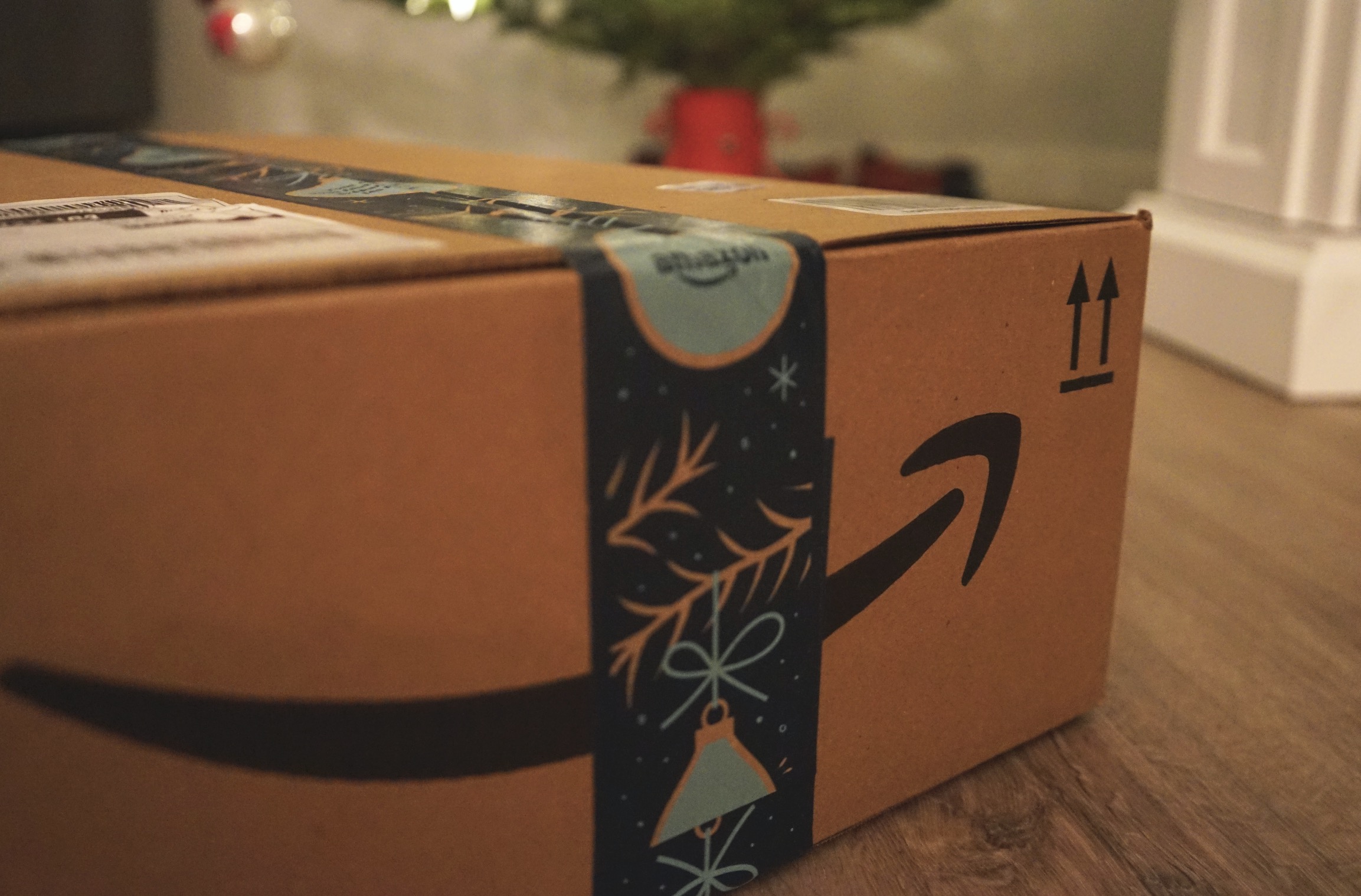 【美股天天说】亚马逊(AMZN)财报云业务“火线救主” 能否凭一己之力稳住摇摇欲坠的大盘？